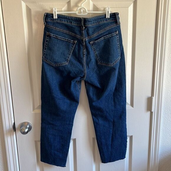Old Navy Straight Leg Jeans - Picture 3 of 8